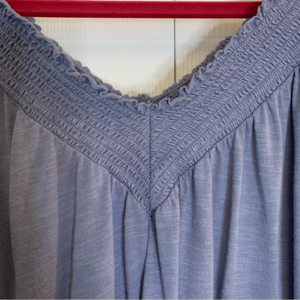 Maurice’s Blue Women's Smocked Top Size XL - Picture 3 of 7